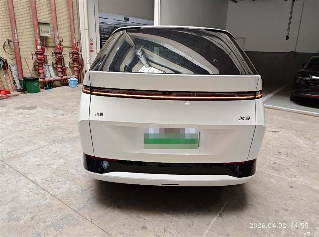 Xpeng X9, 2025 3