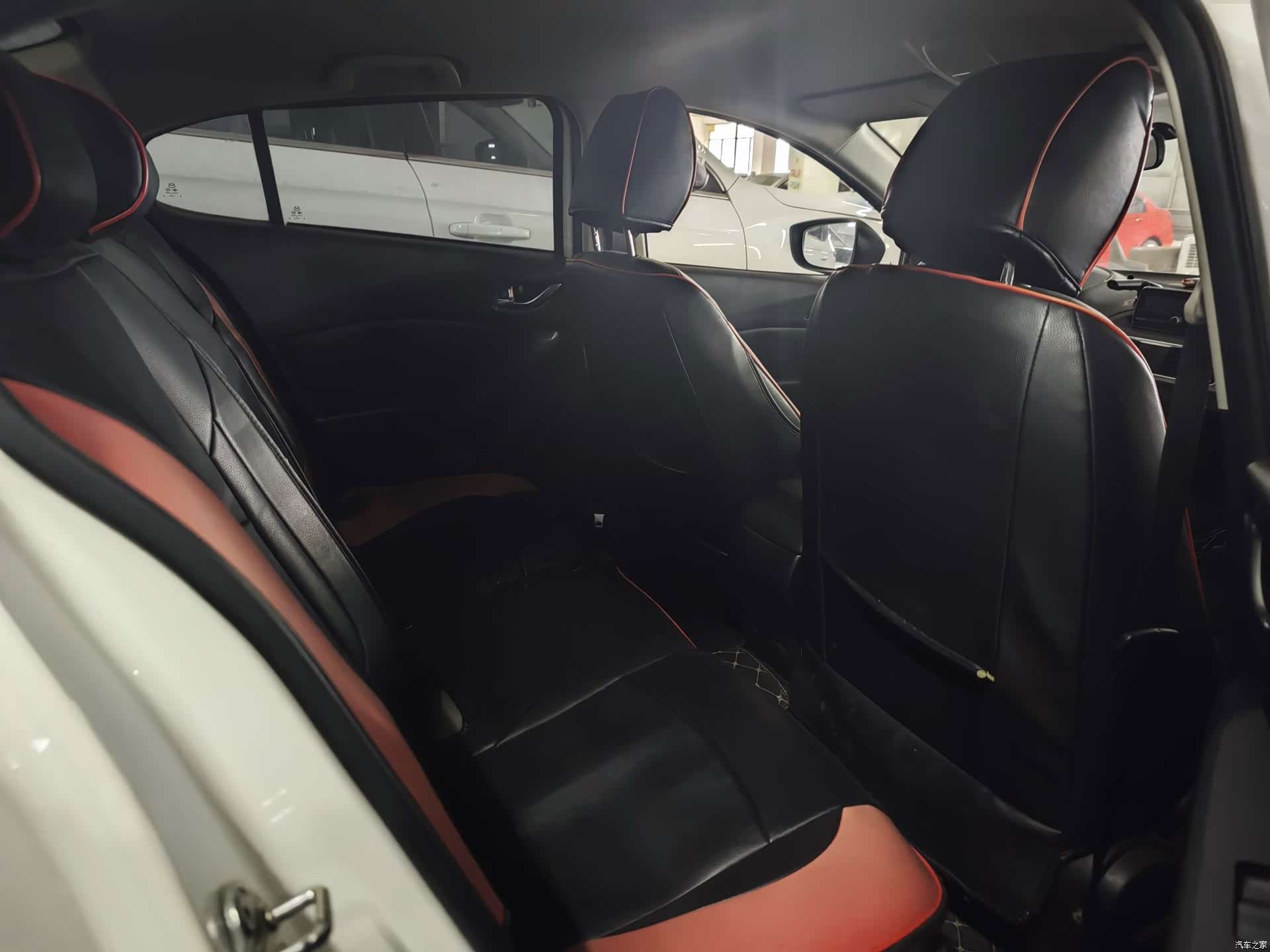 Mazda Mazda3, 2016 8