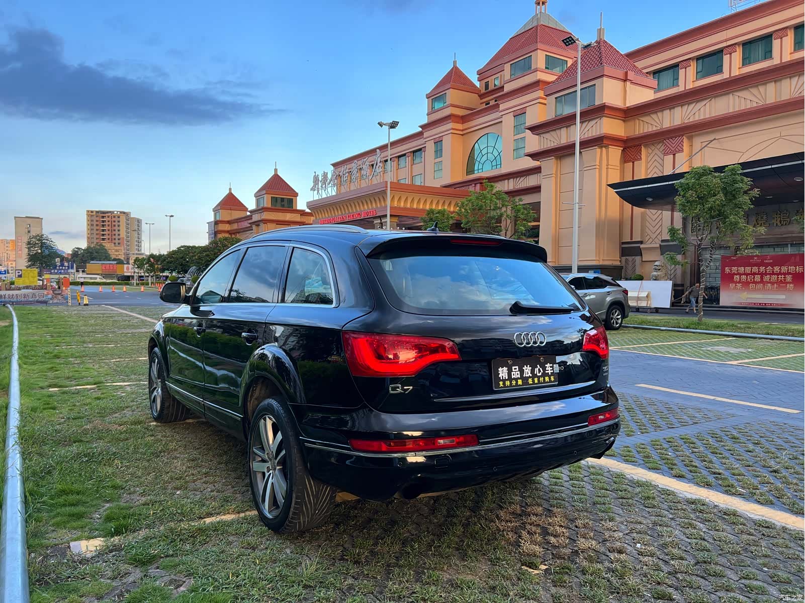Audi Q7, 2011 4