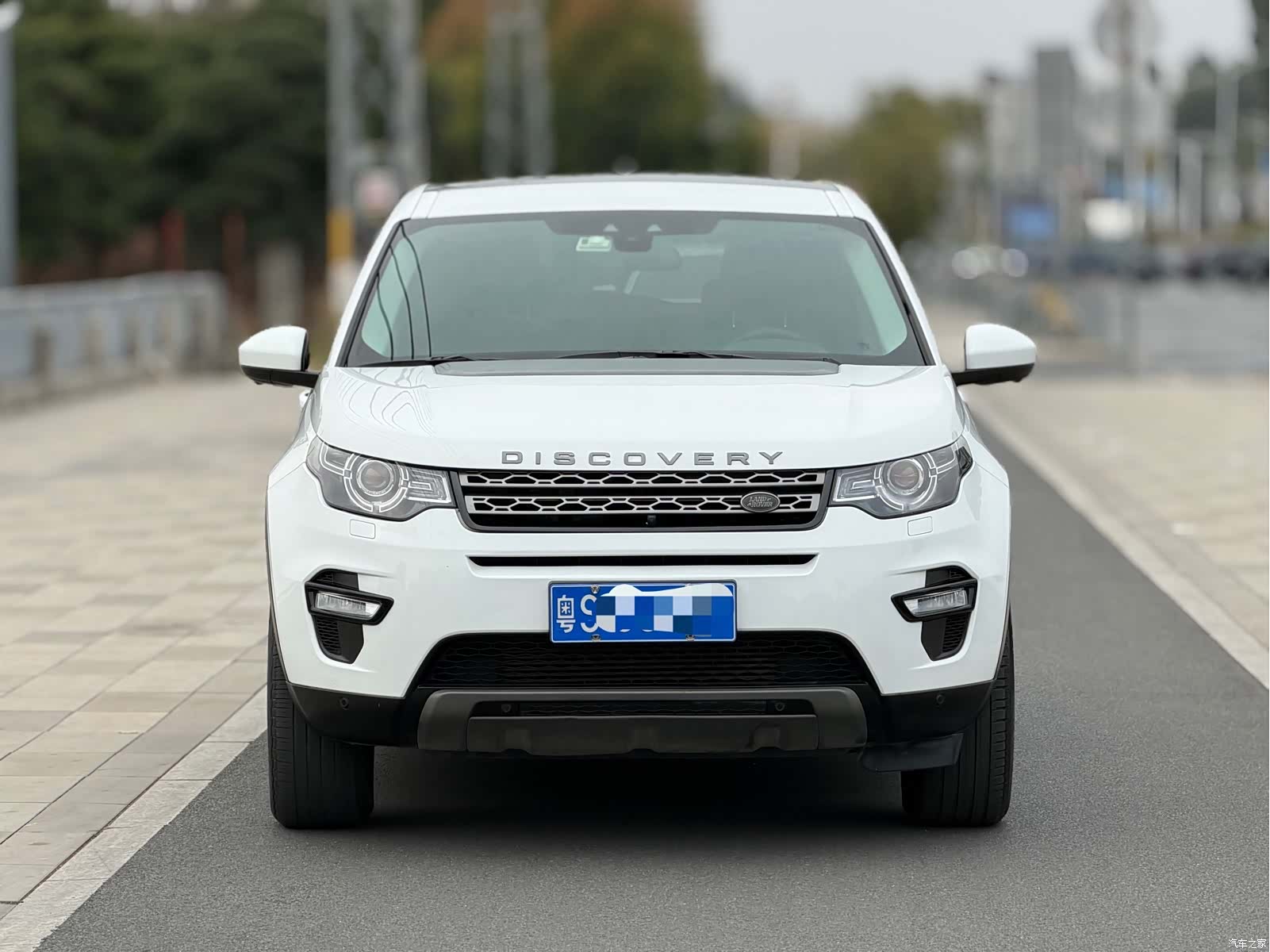 Land Rover Discovery, 2018 3