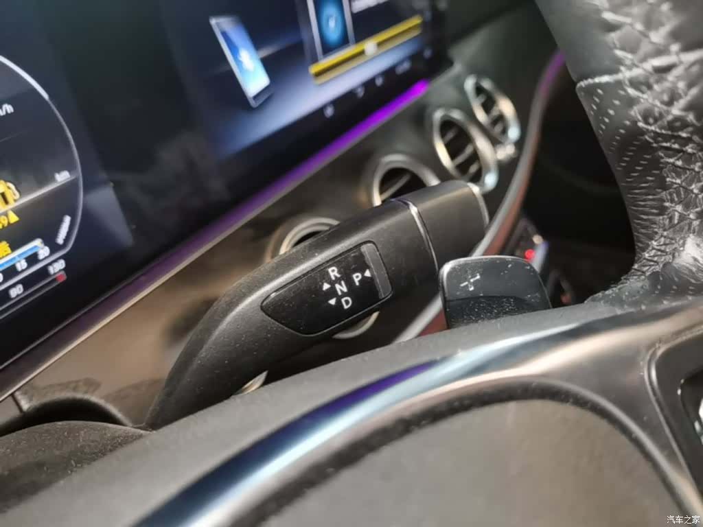 Mercedes-Benz E-Class, 2018 14