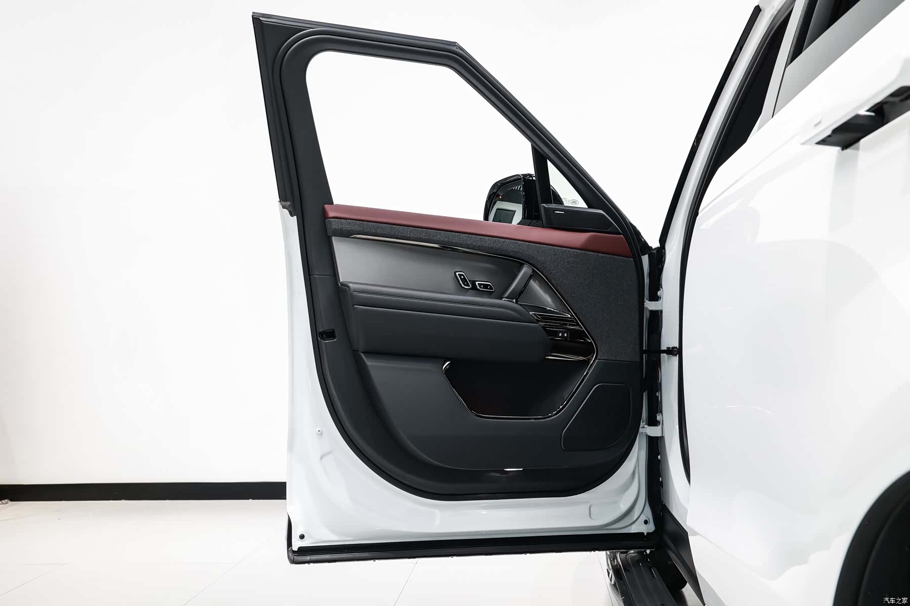 Land Rover Range Rover, 2026 14