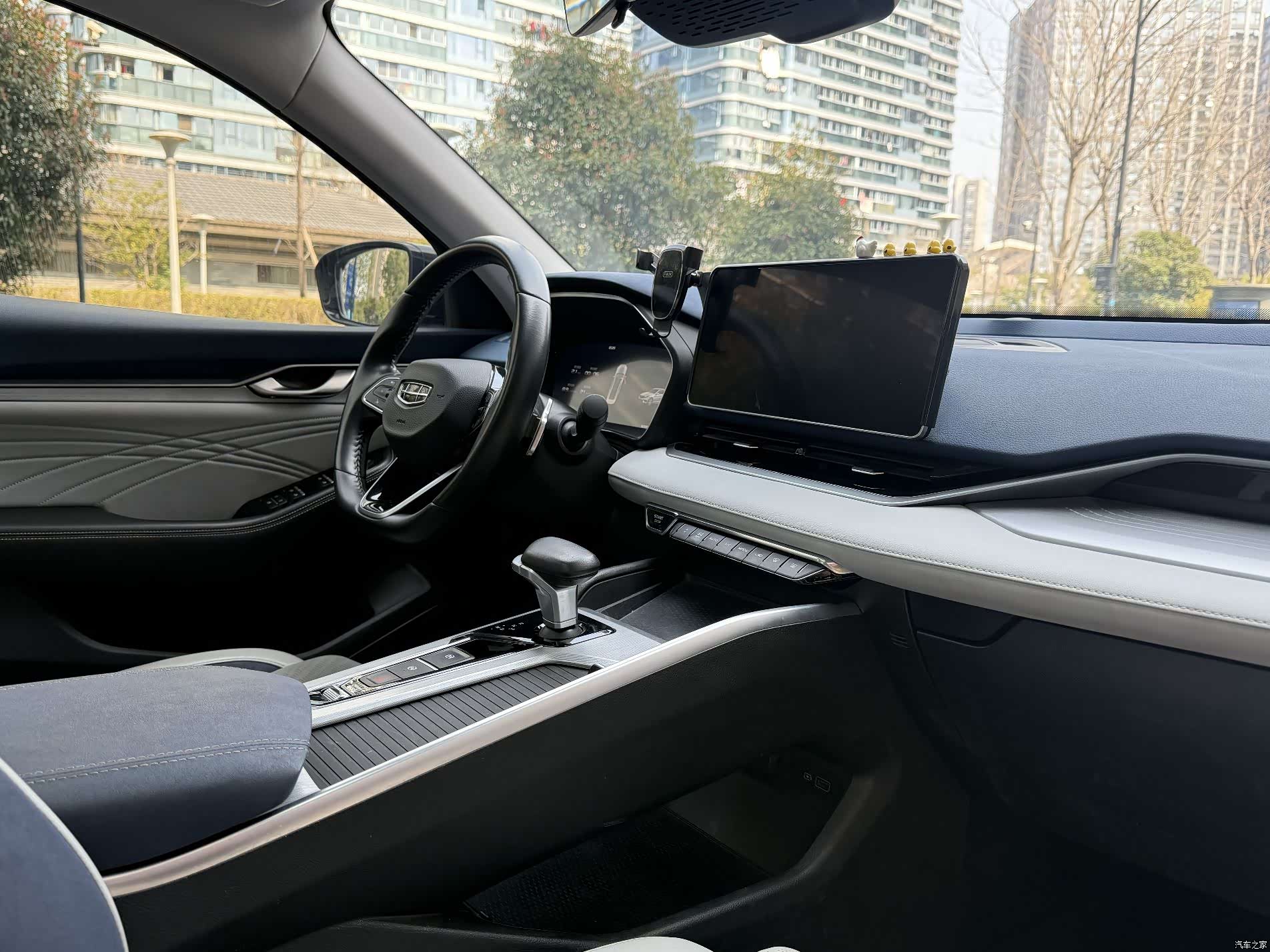 Geely Preface, 2022 7