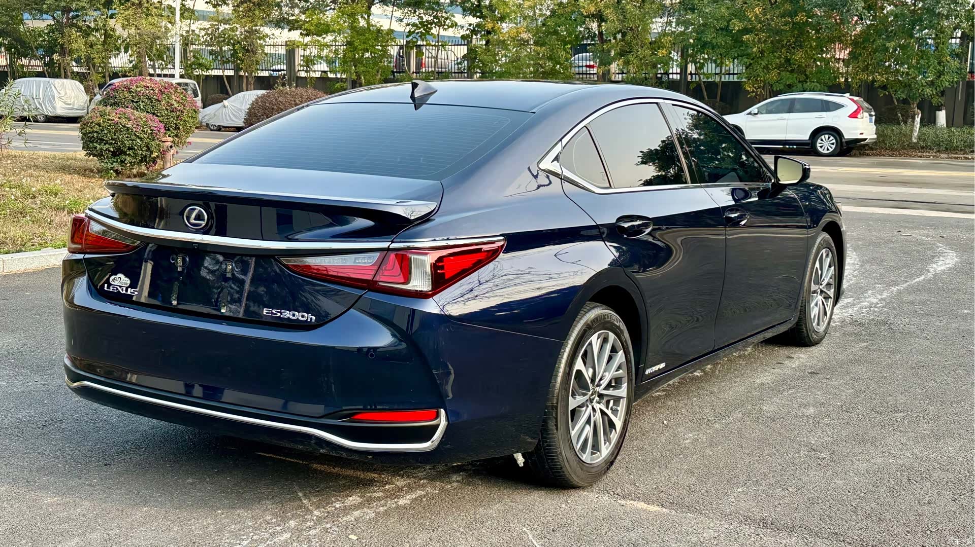 Lexus ES, 2022 10
