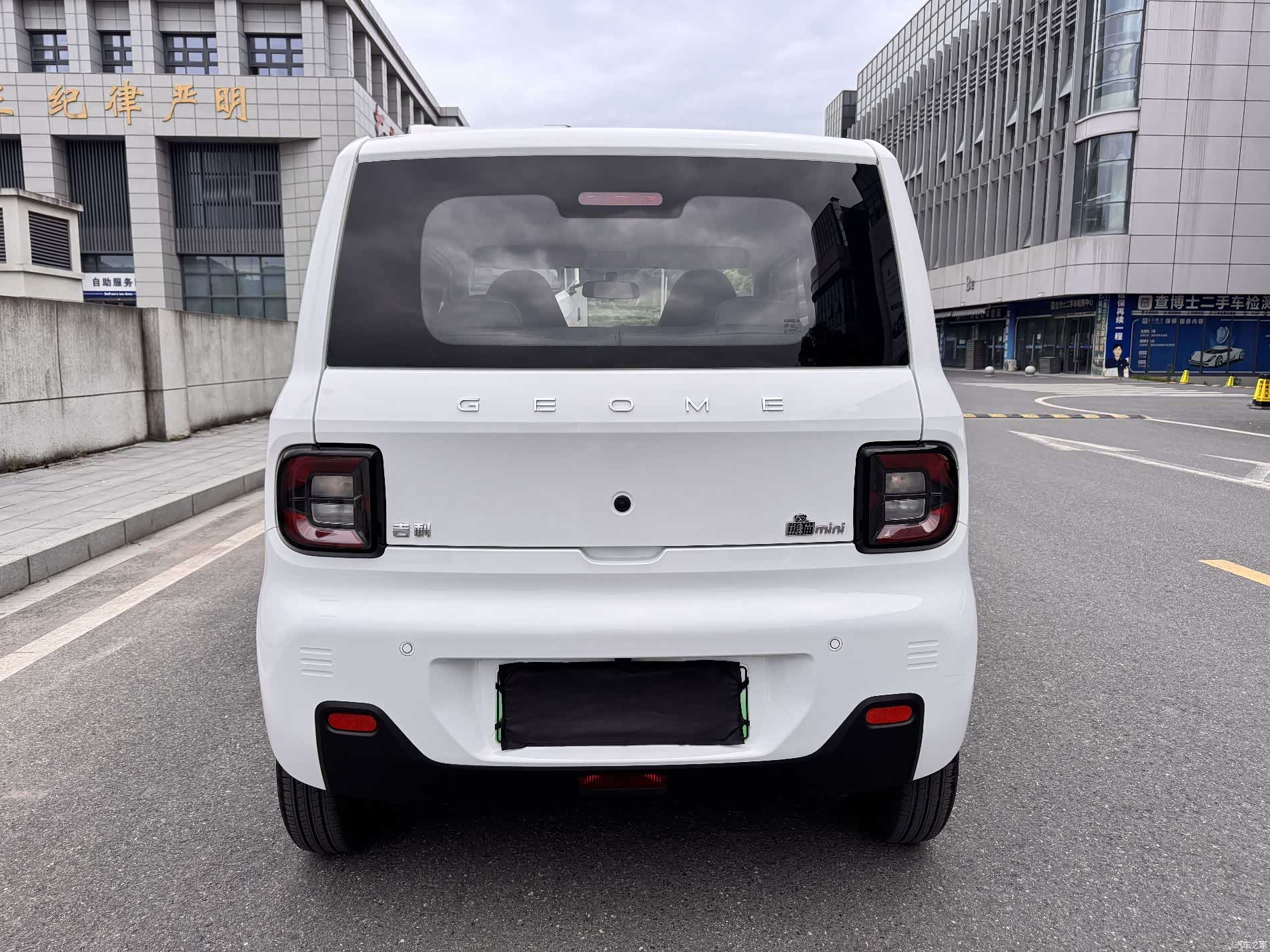 Geely Panda, 2025 18