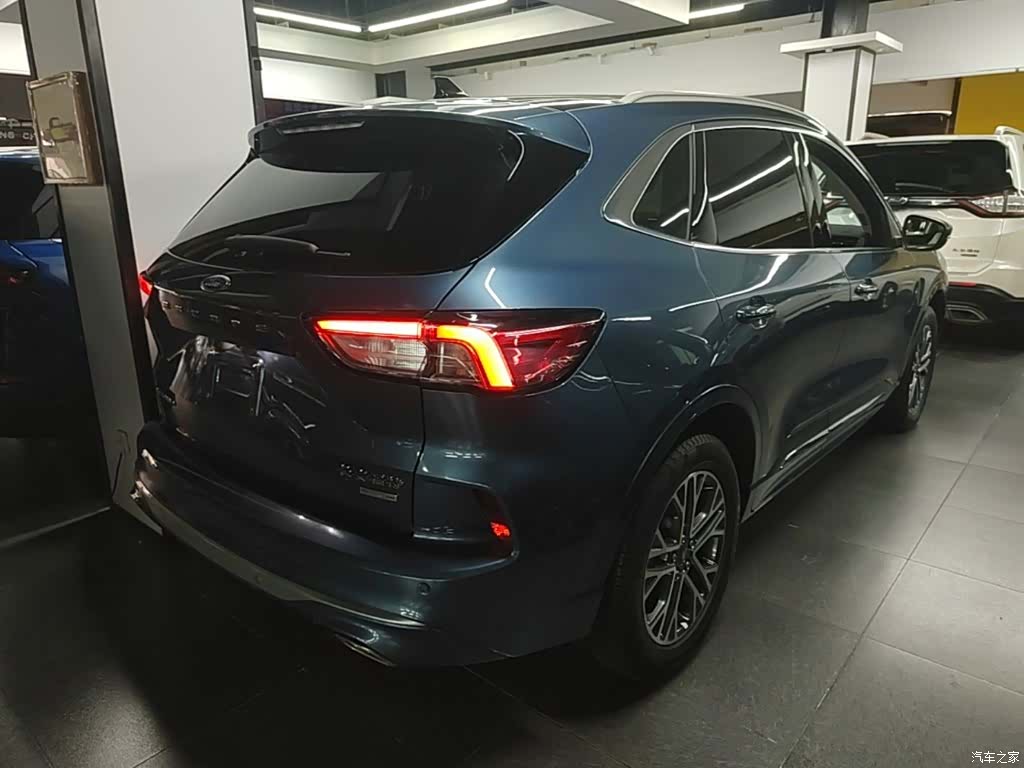 Ford Escape, 2022 7