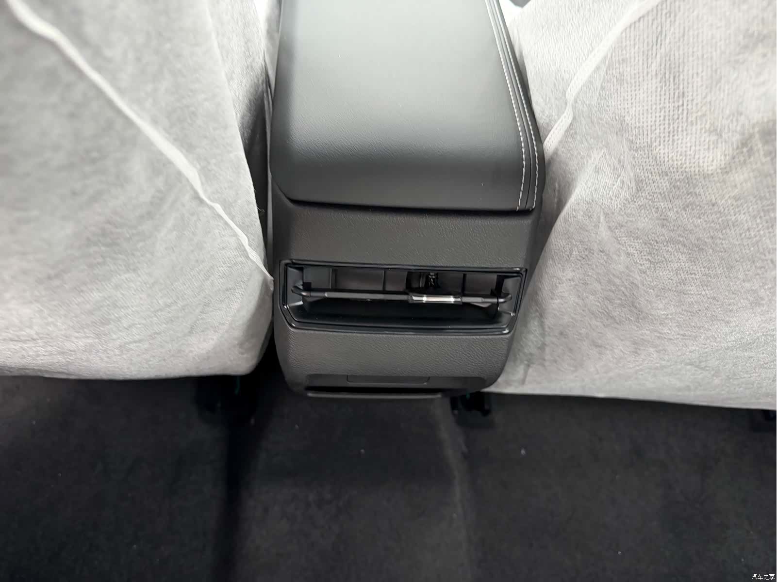 Geely Binray, 2026 8
