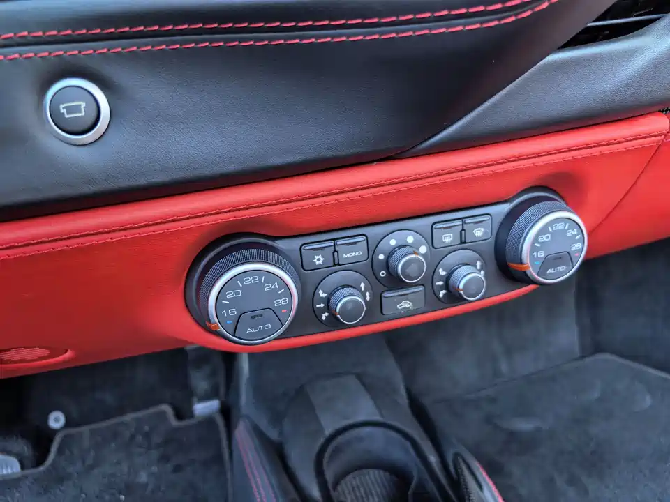 Ferrari 488