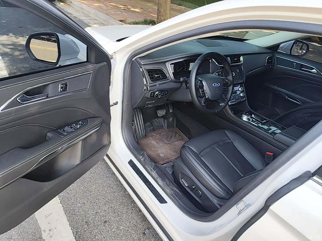 Ford Taurus, 2017 12