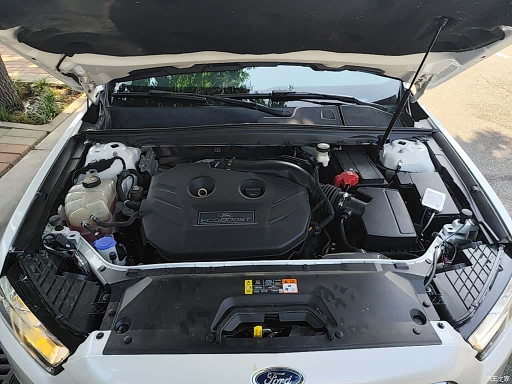 Ford Taurus, 2017 16