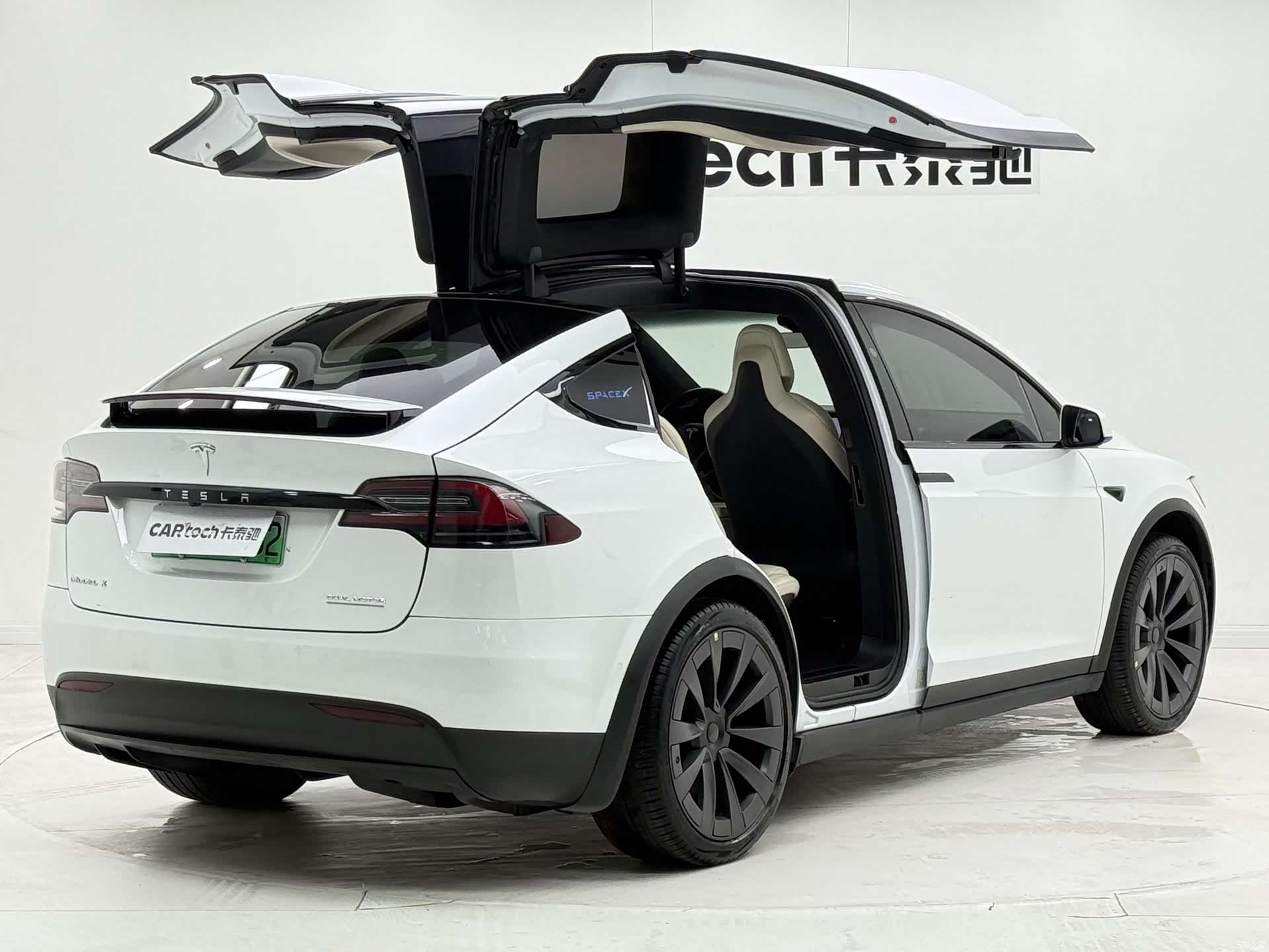 Tesla Model X, 2019 9