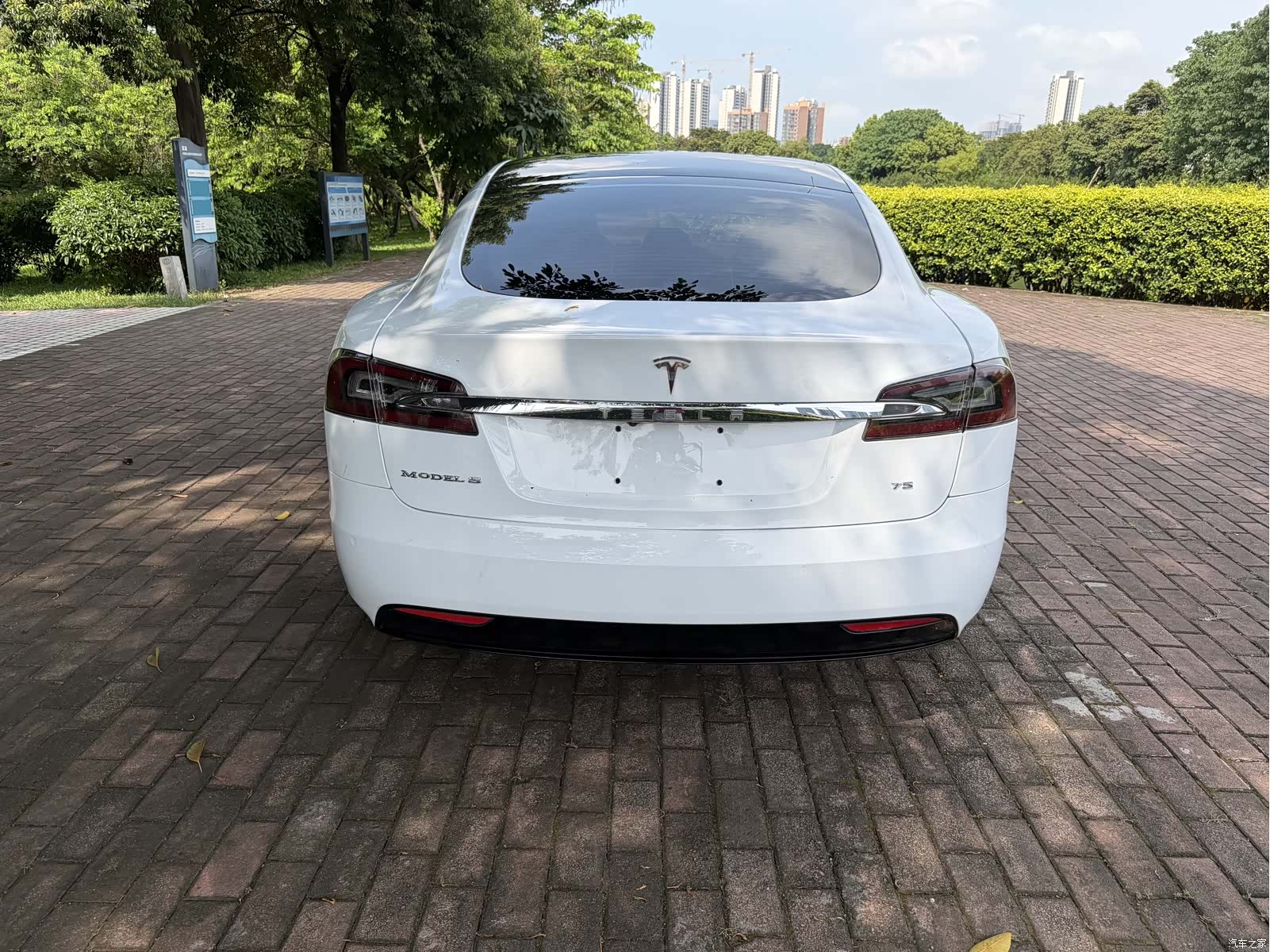 Tesla Model S, 2019 6