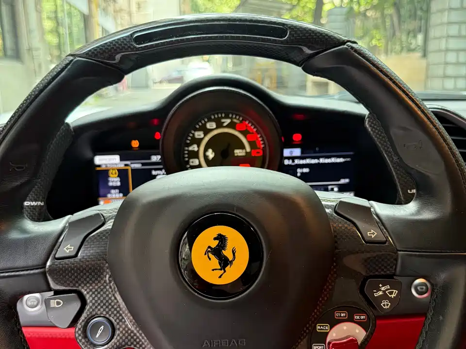 Ferrari 488