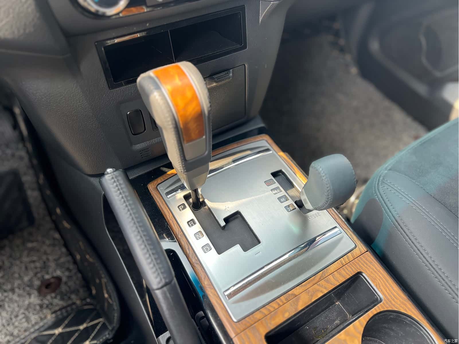 Mitsubishi Pajero, 2018 17