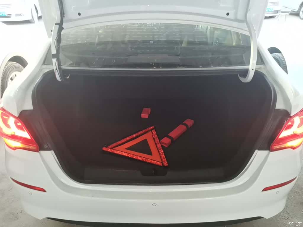 Chevrolet 320, 2018 19