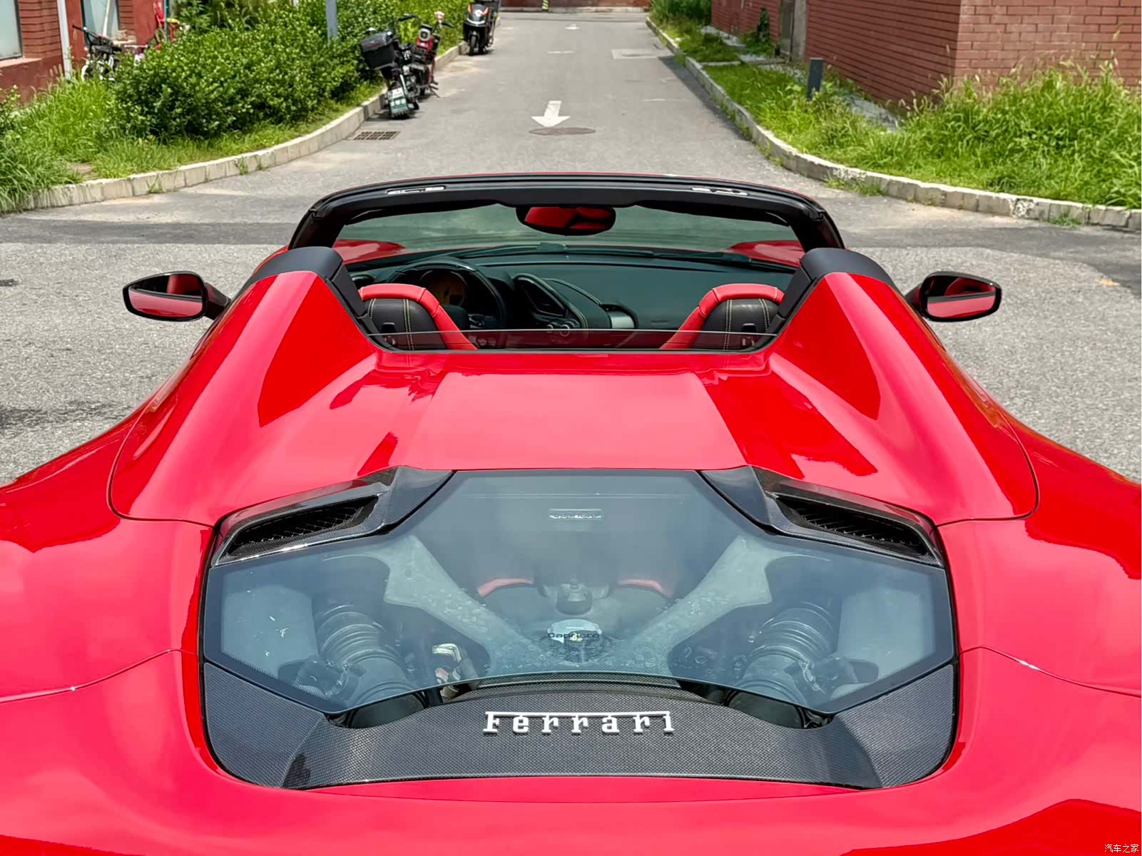 Ferrari 488, 2019 19