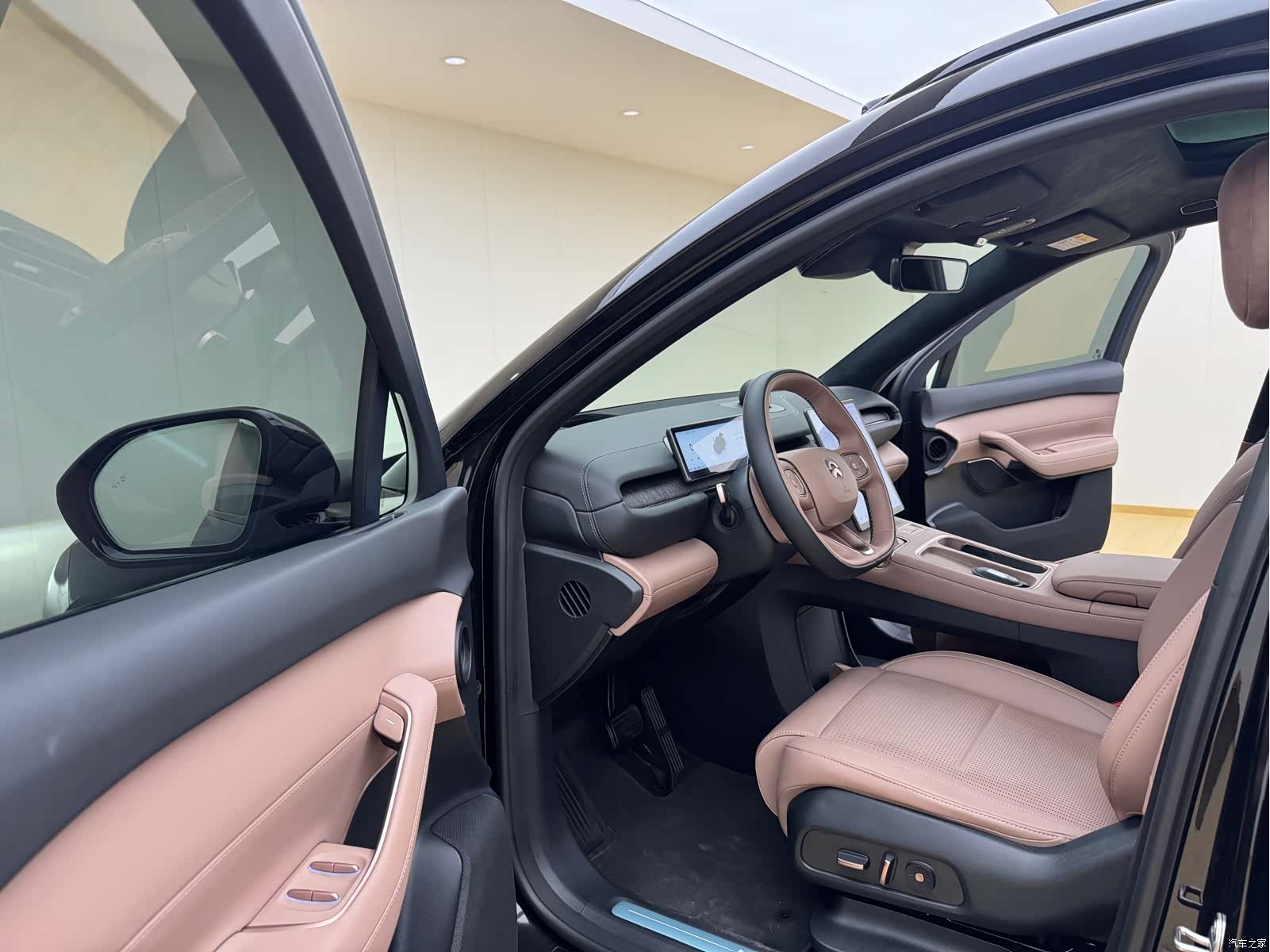 NIO ES6, 2023 8