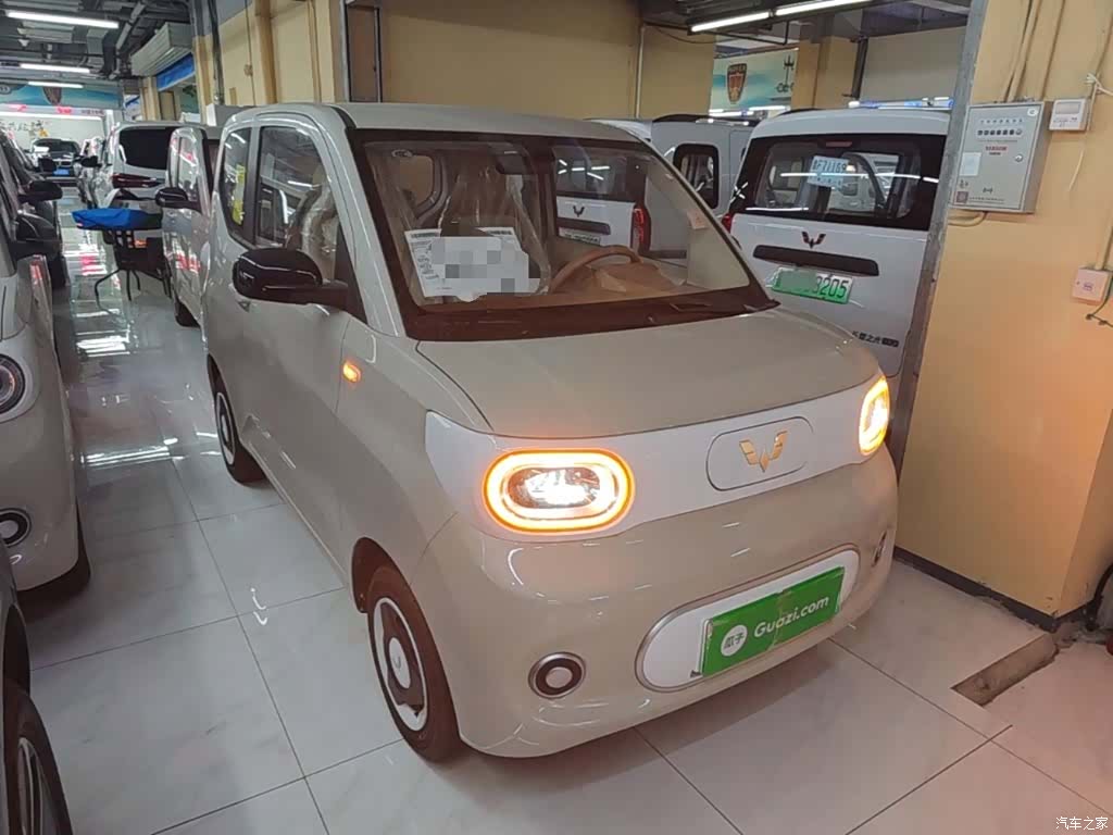 Wuling MINIEV, 2026 4