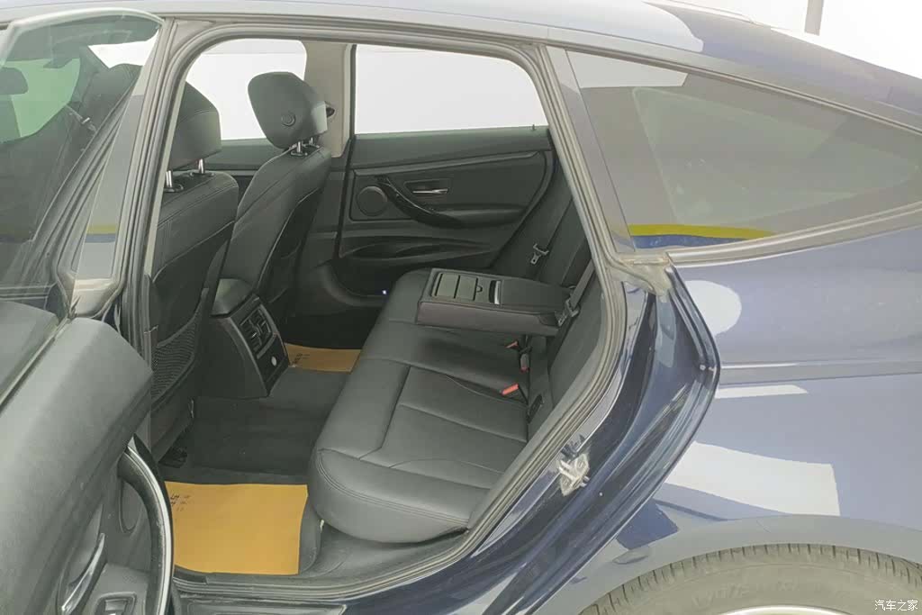 BMW 3 Series, 2018 11