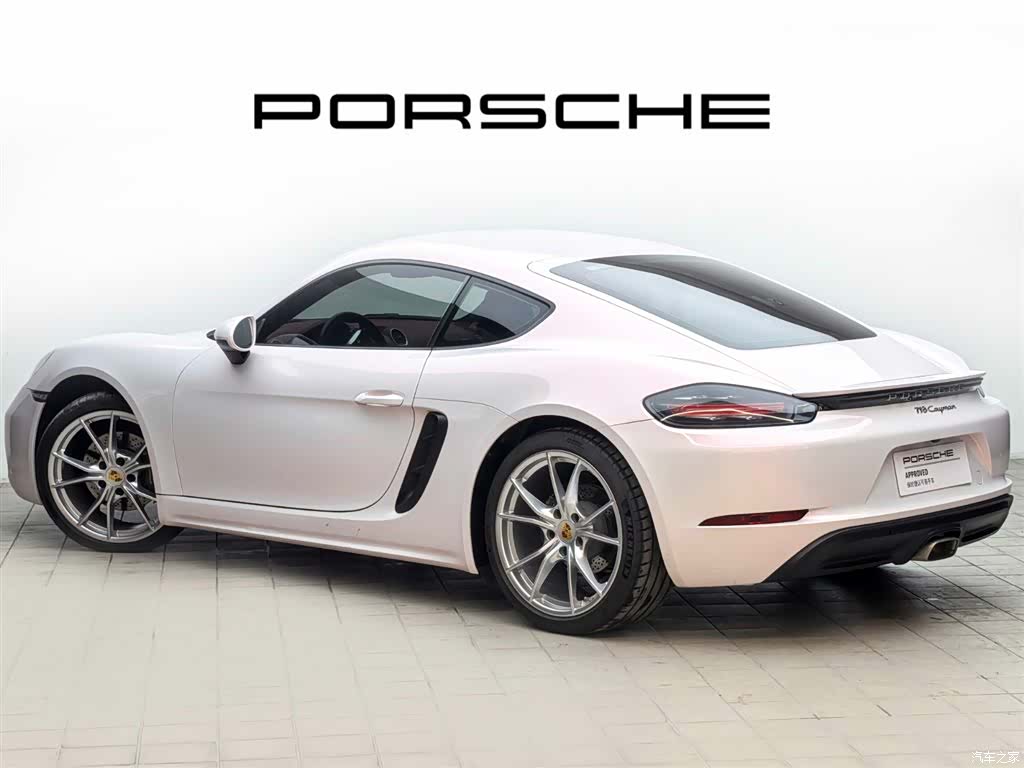 Porsche Cayman, 2023 4