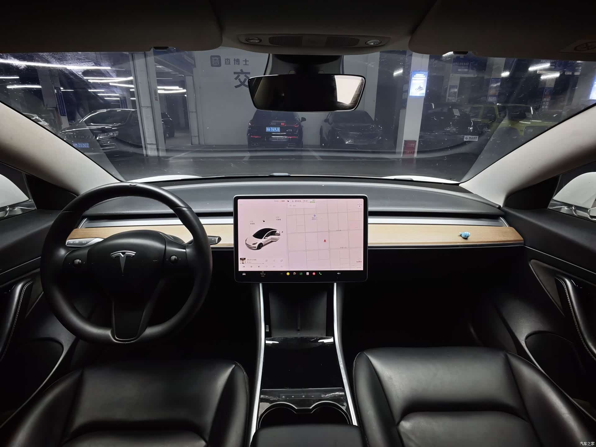 Tesla Model 3, 2020 4