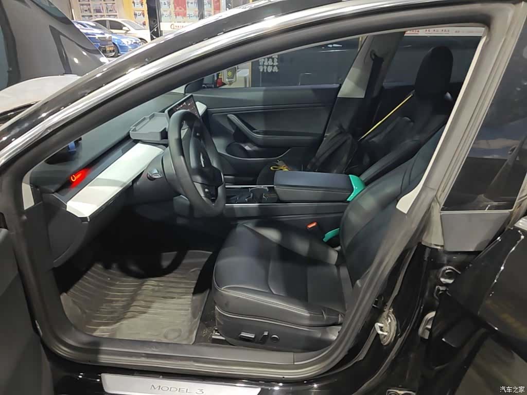 Tesla Model 3, 2021 16