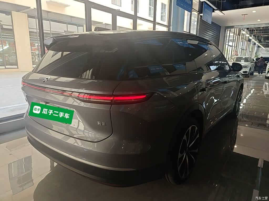 NIO ES8, 2025 7
