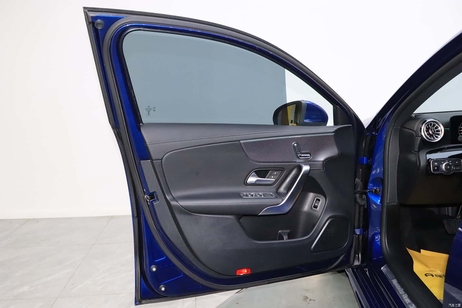 Mercedes-Benz A-Class, 2022 11