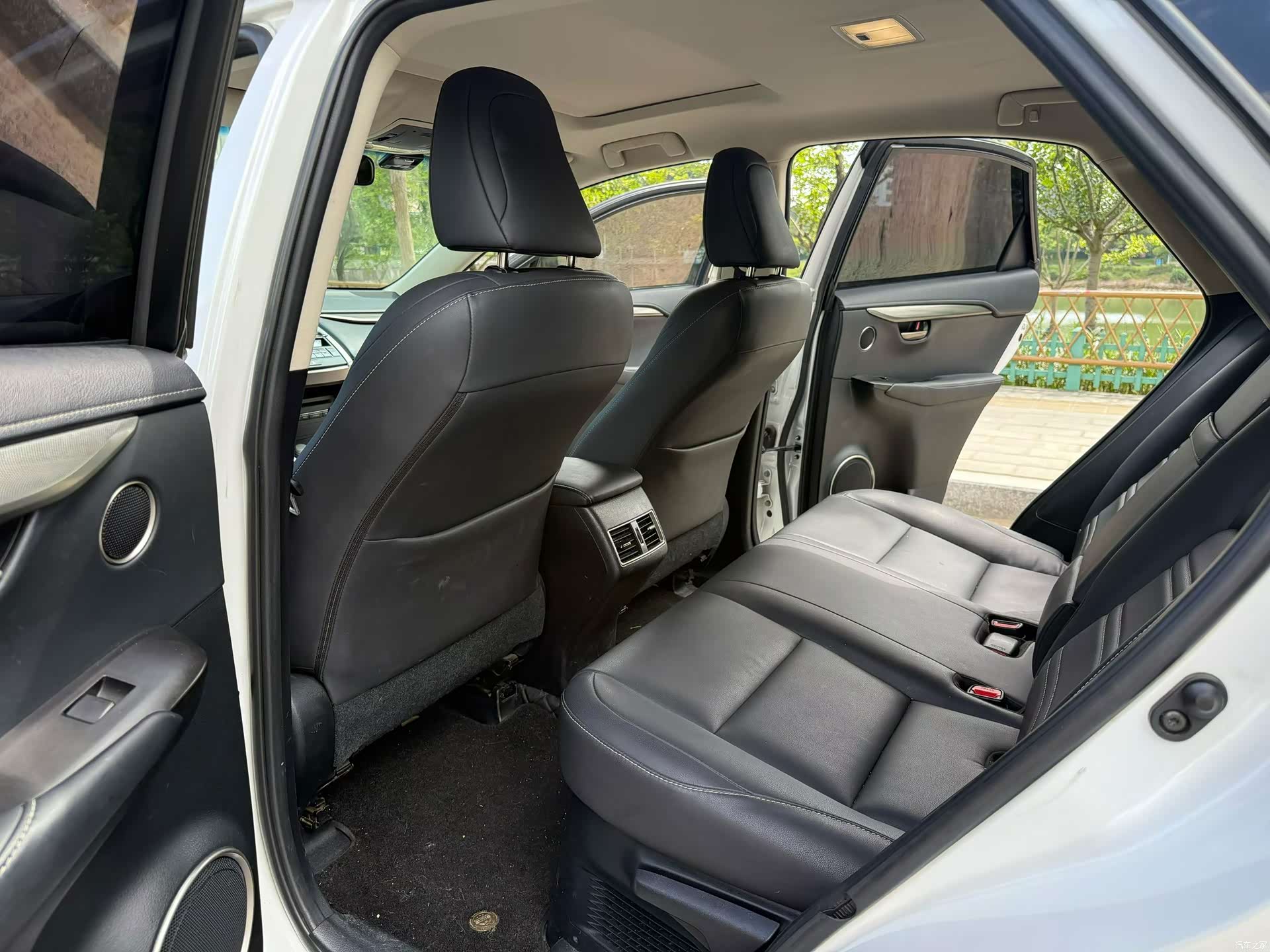 Lexus NX, 2016 7