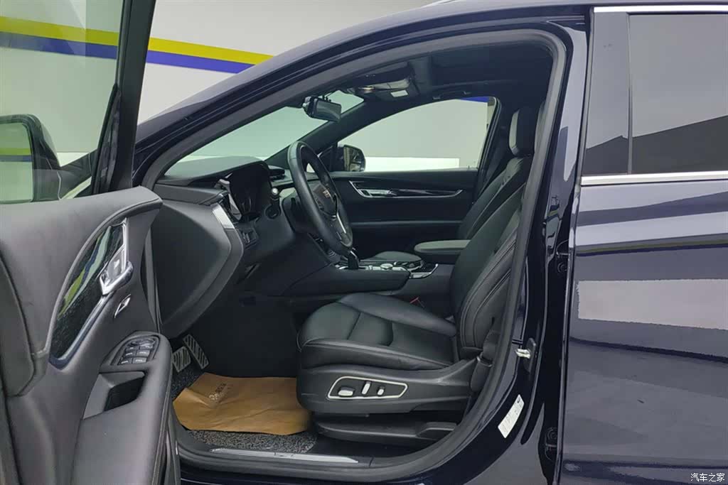 Cadillac XT5, 2021 9