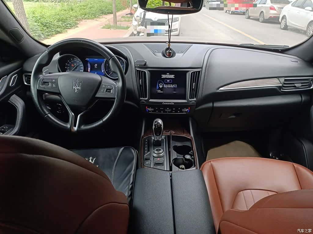 Maserati Levante, 2018 13