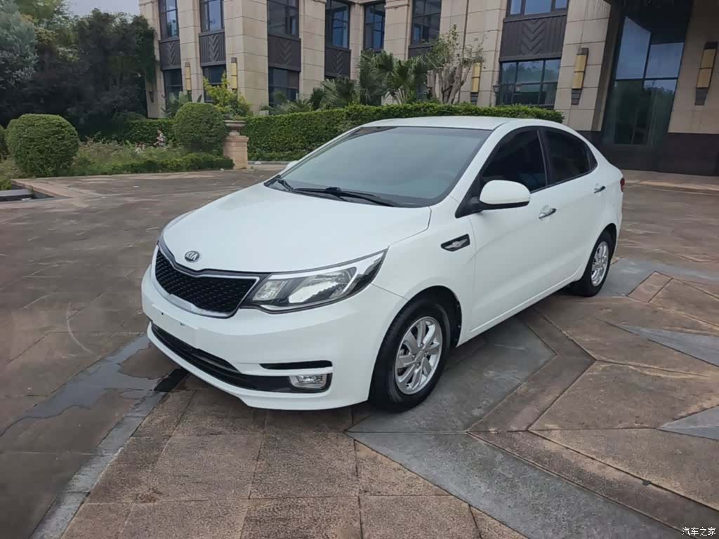 Kia K2, 2015 1
