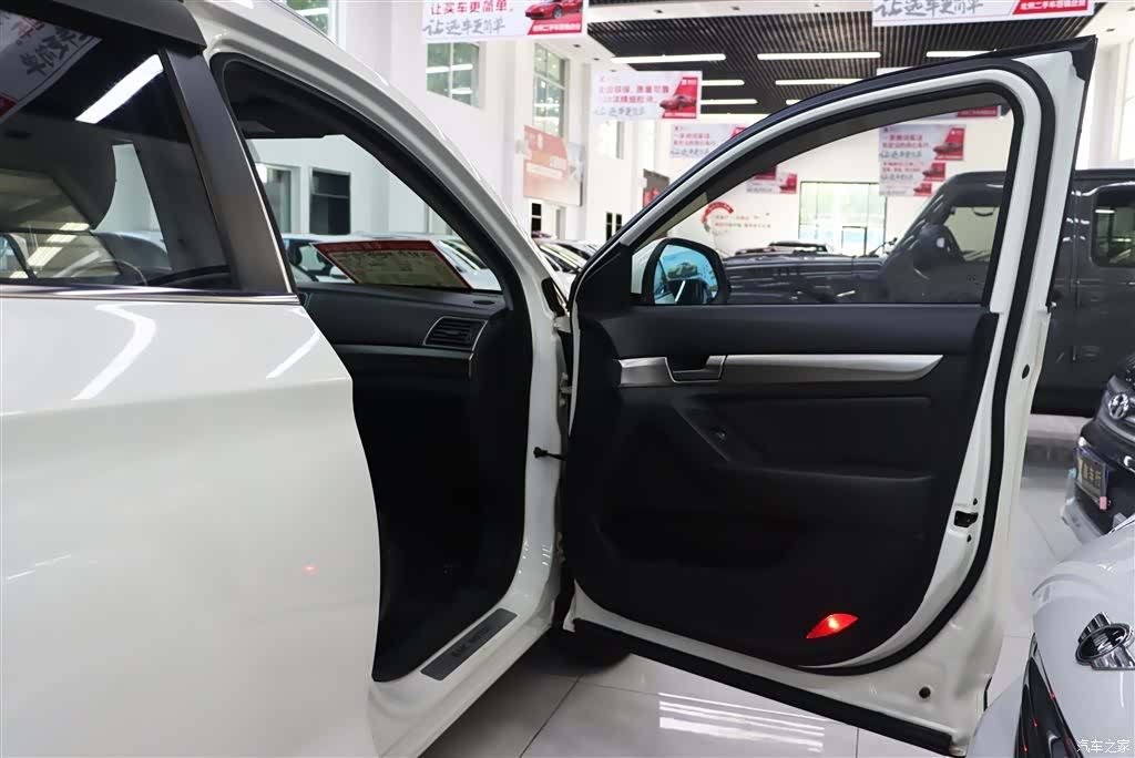 BAIC X65, 2015 22