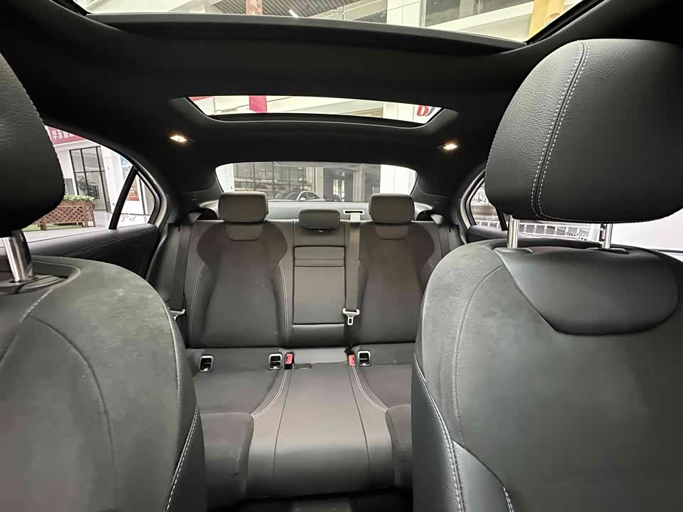Mercedes-Benz Class A Mercedes-Benz Class A