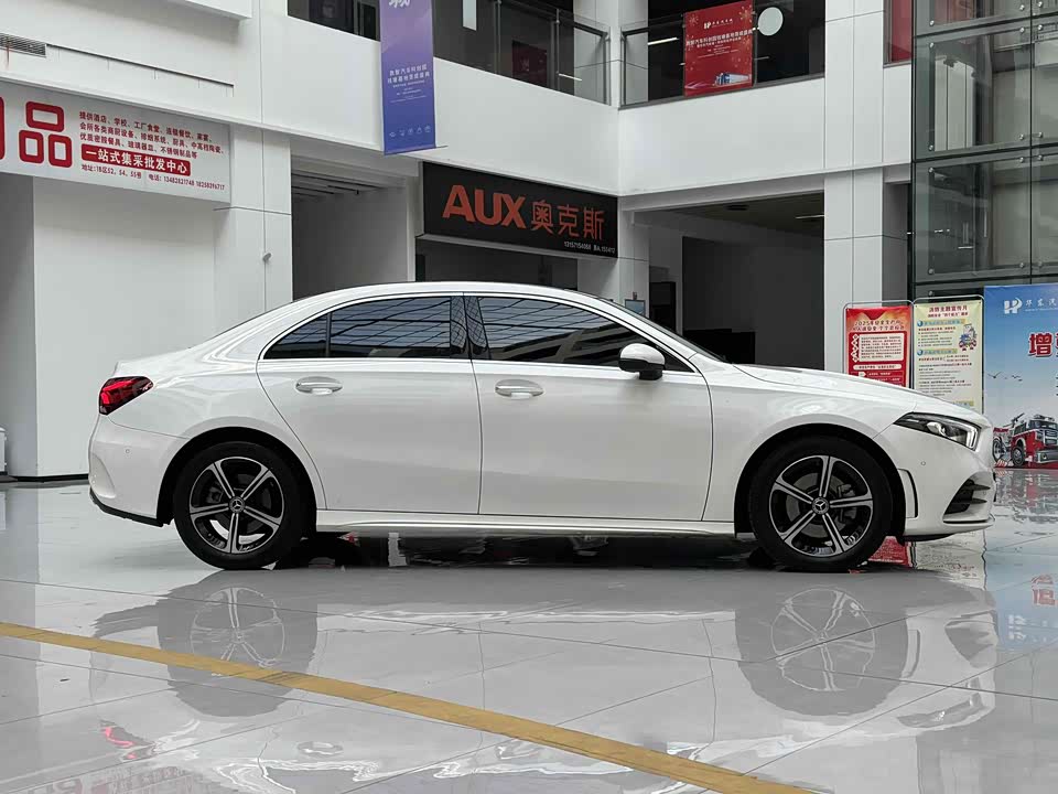 Mercedes-Benz Class A Mercedes-Benz Class A