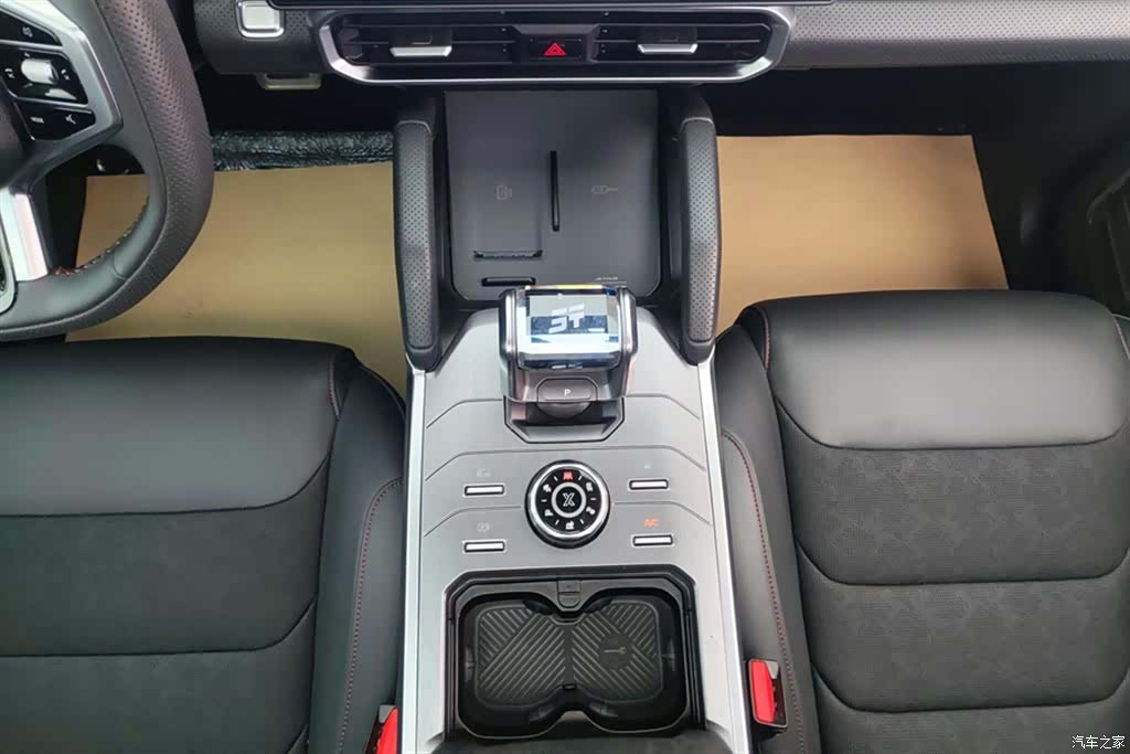 Jetour Traveller, 2024 16