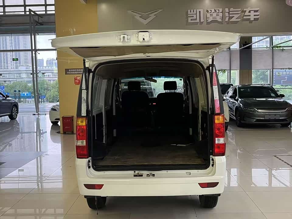 Rich Ruichi EC35 Rich Ruichi EC35