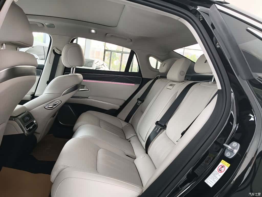 BYD Han, 2026 17