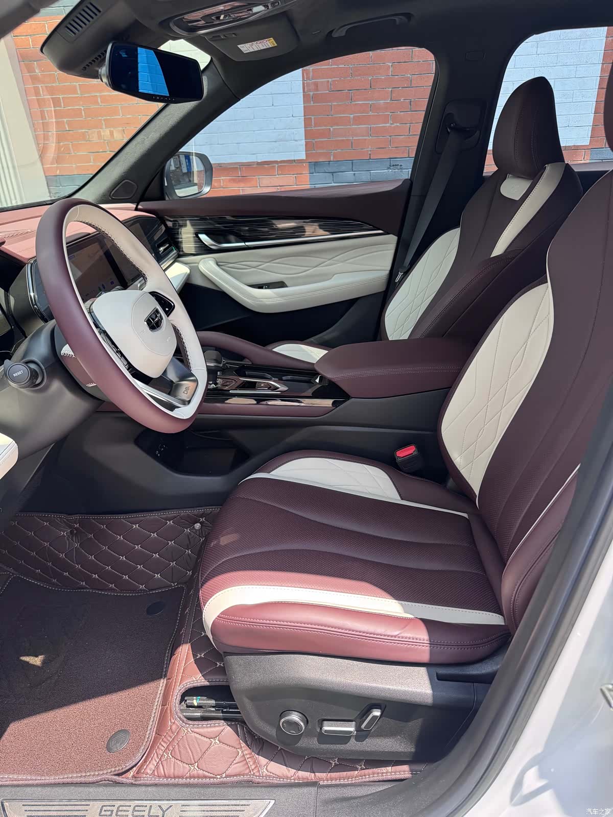 Geely Xingyue L, 2023 все фото