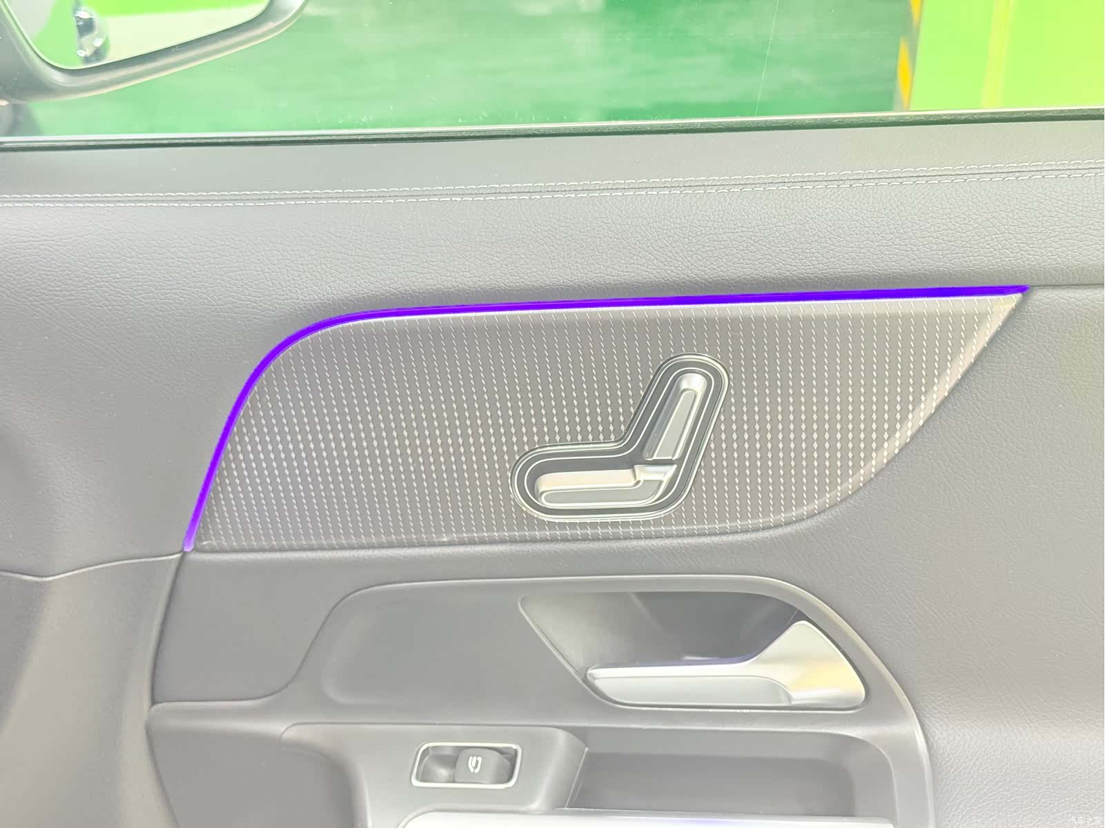 Mercedes-Benz EQA, 2024 40