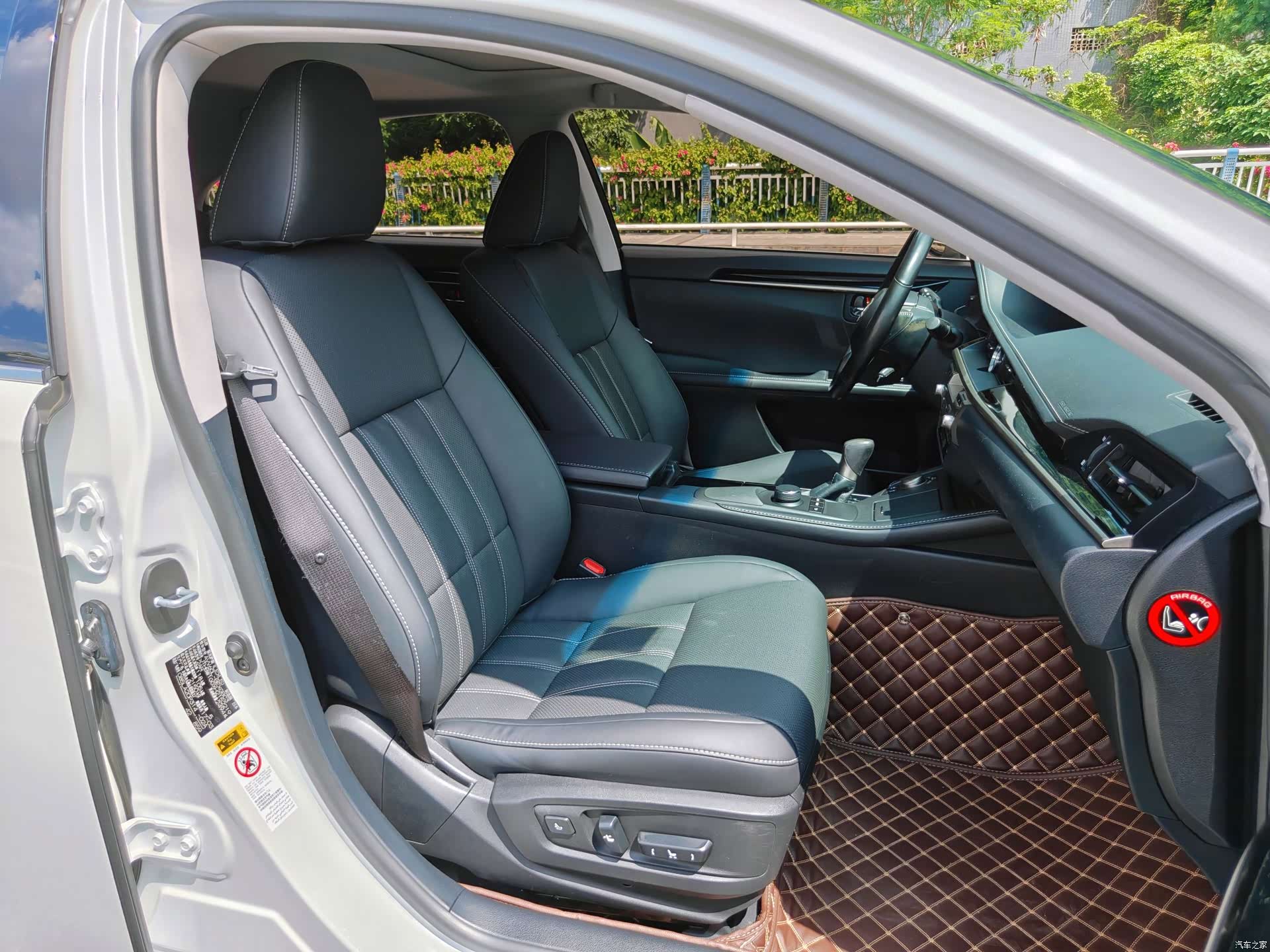 Lexus ES, 2017 15