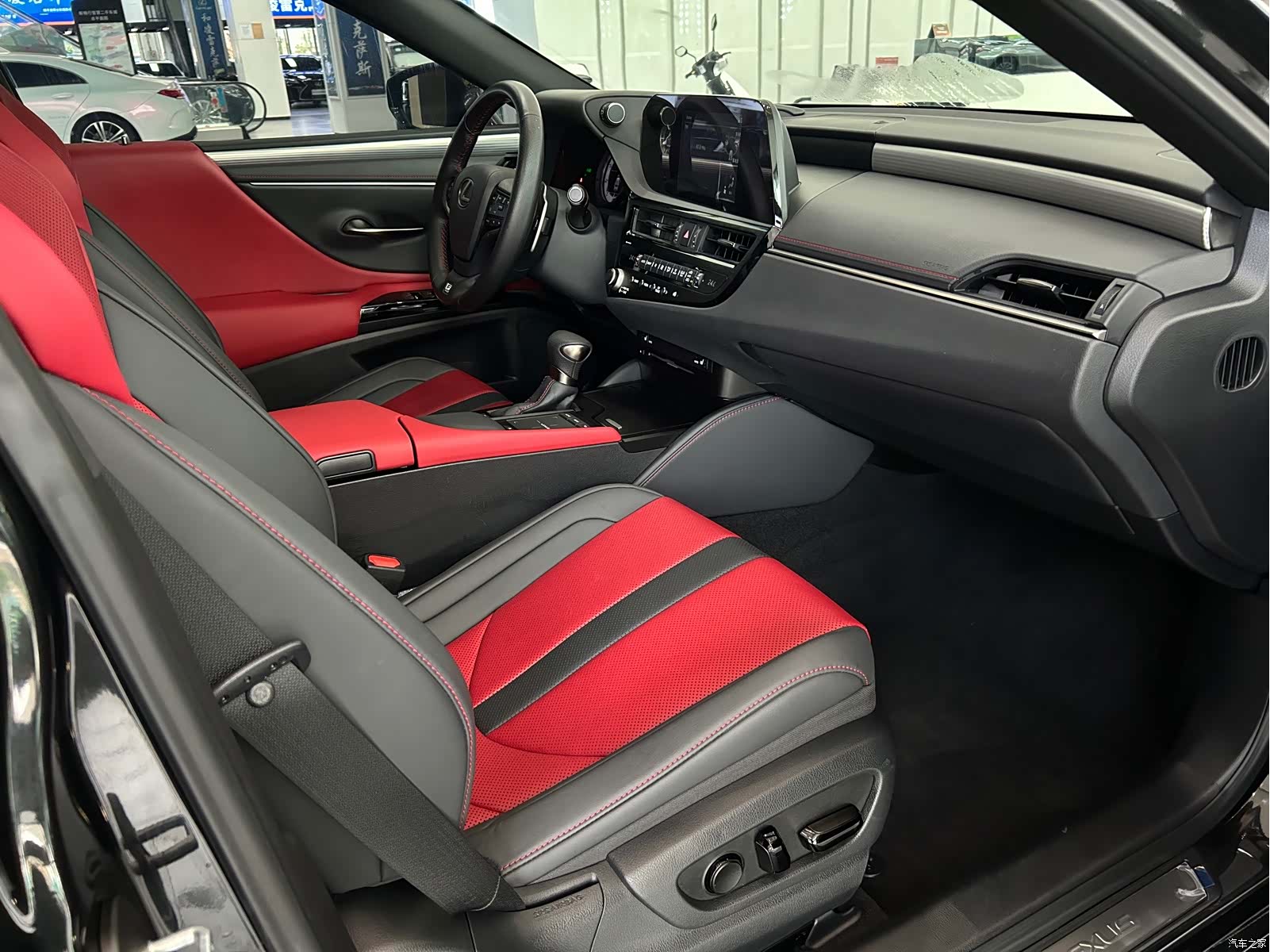 Lexus ES, 2022 20