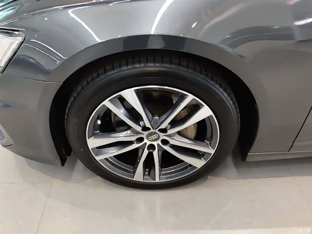 Audi A6L, 2020 23
