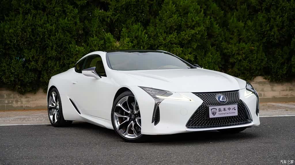 Lexus LC, 2018 3