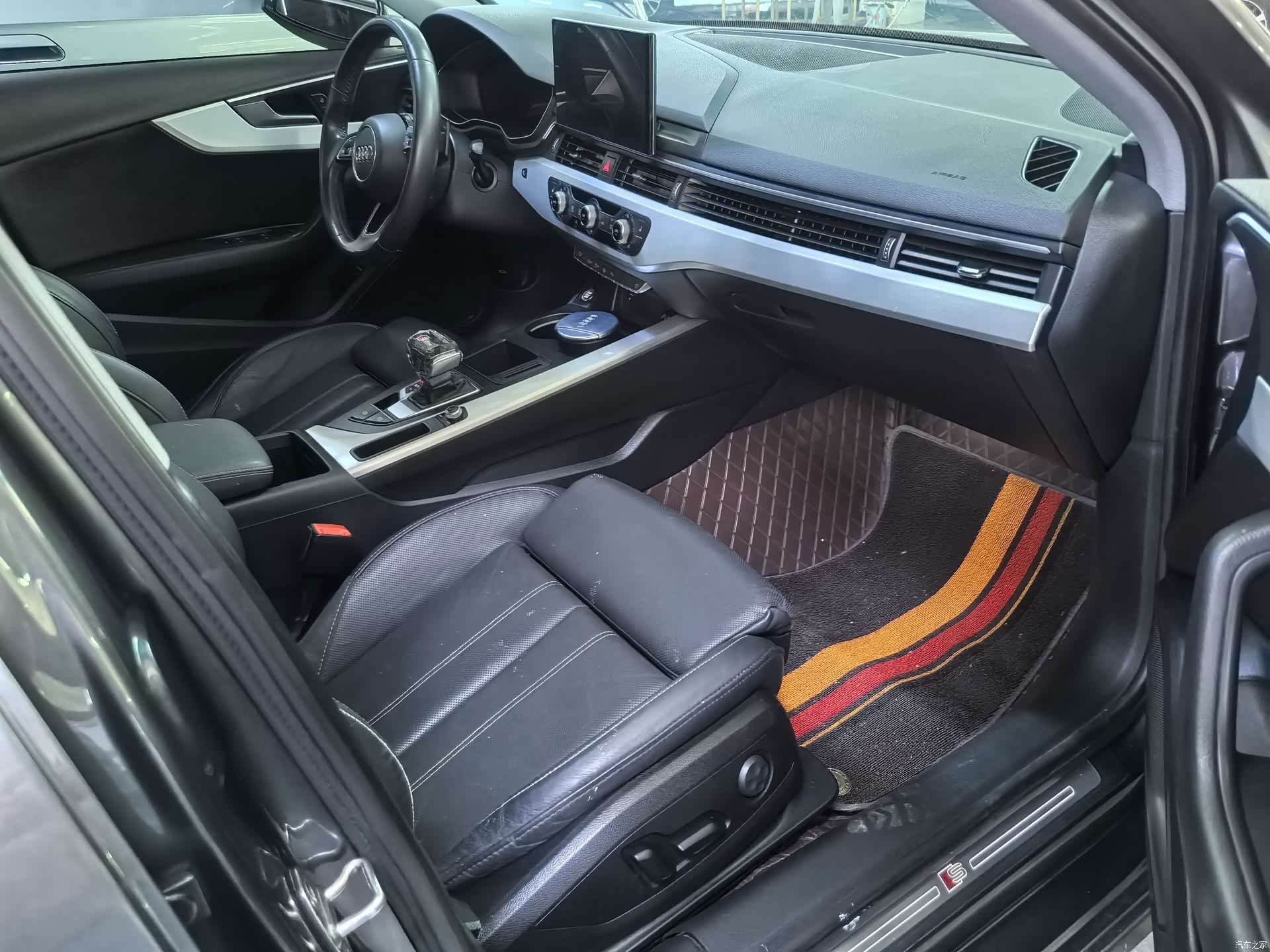 Audi A4L, 2021 11