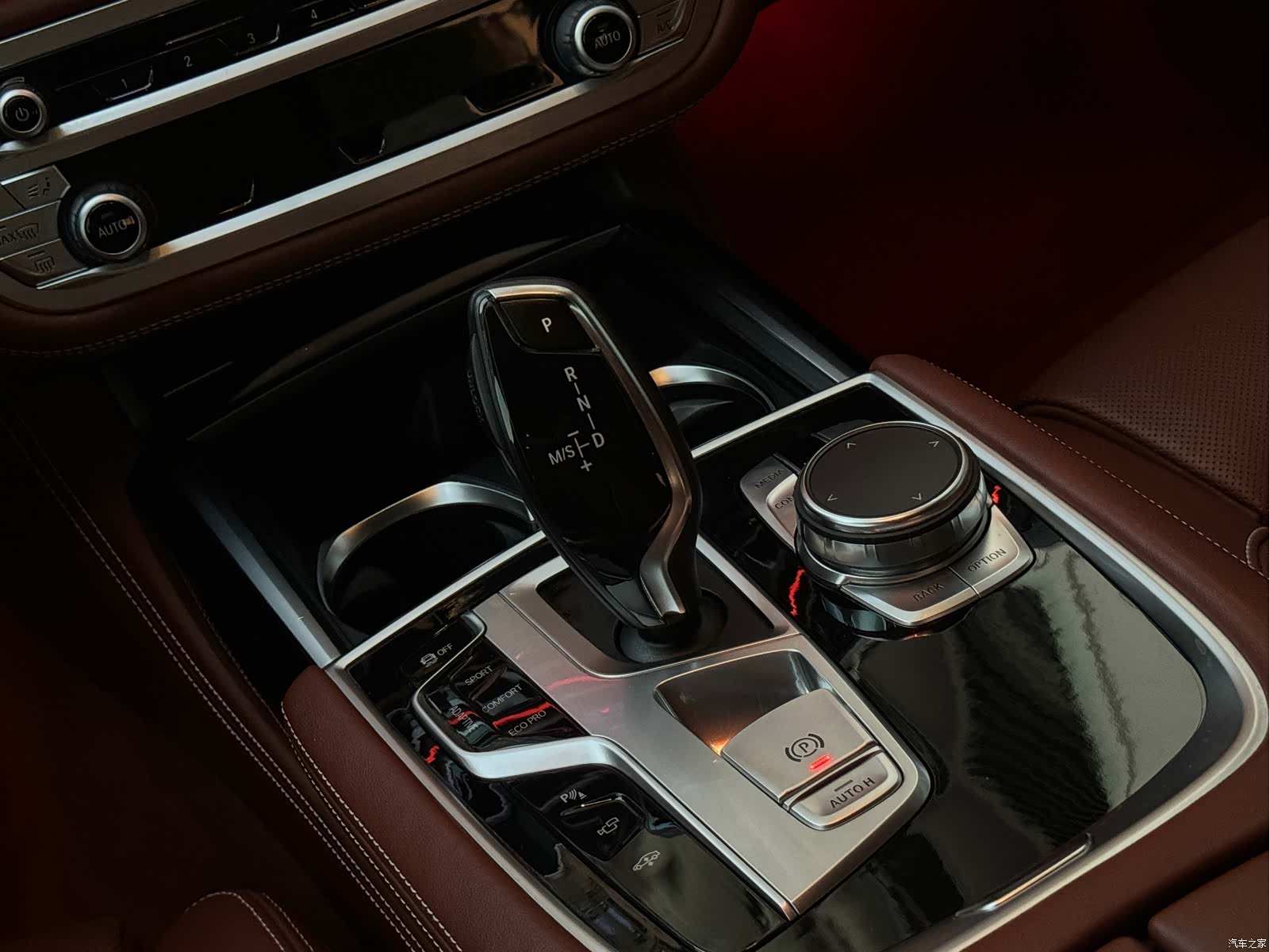 BMW 7 Series, 2018 32