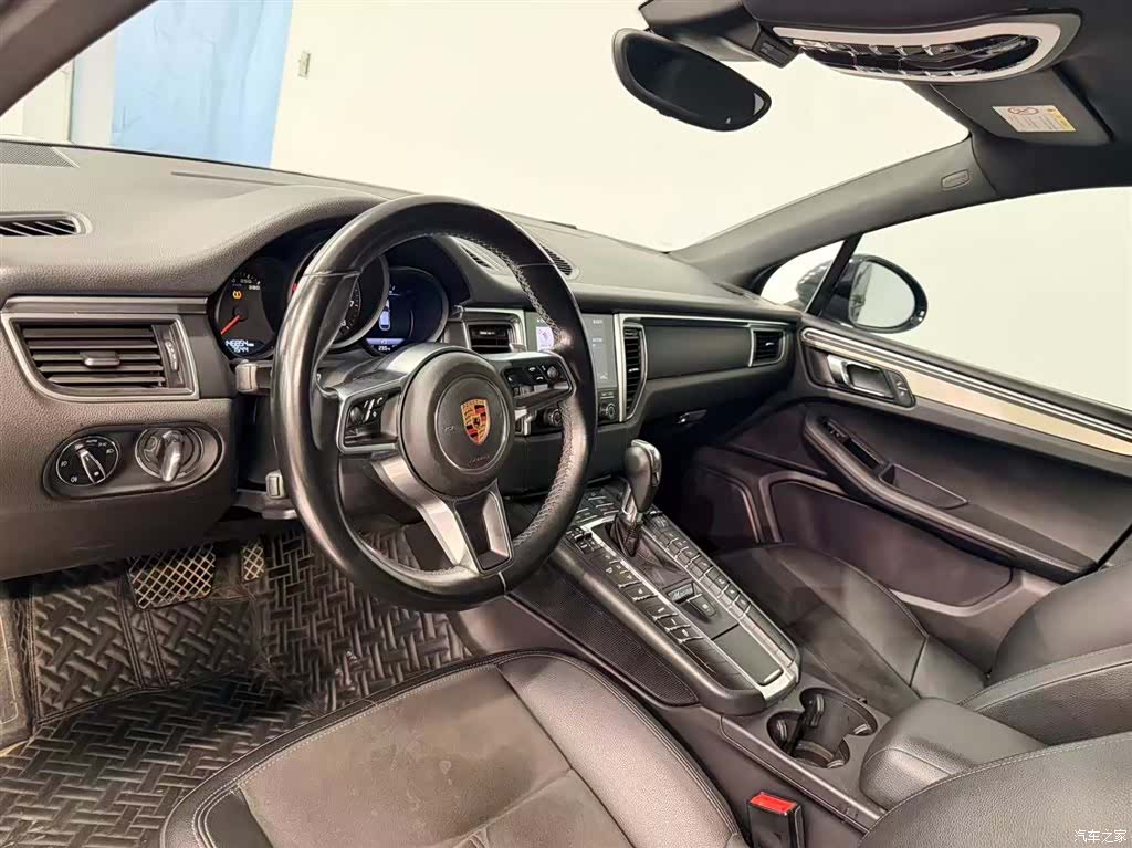 Porsche Macan, 2018 9