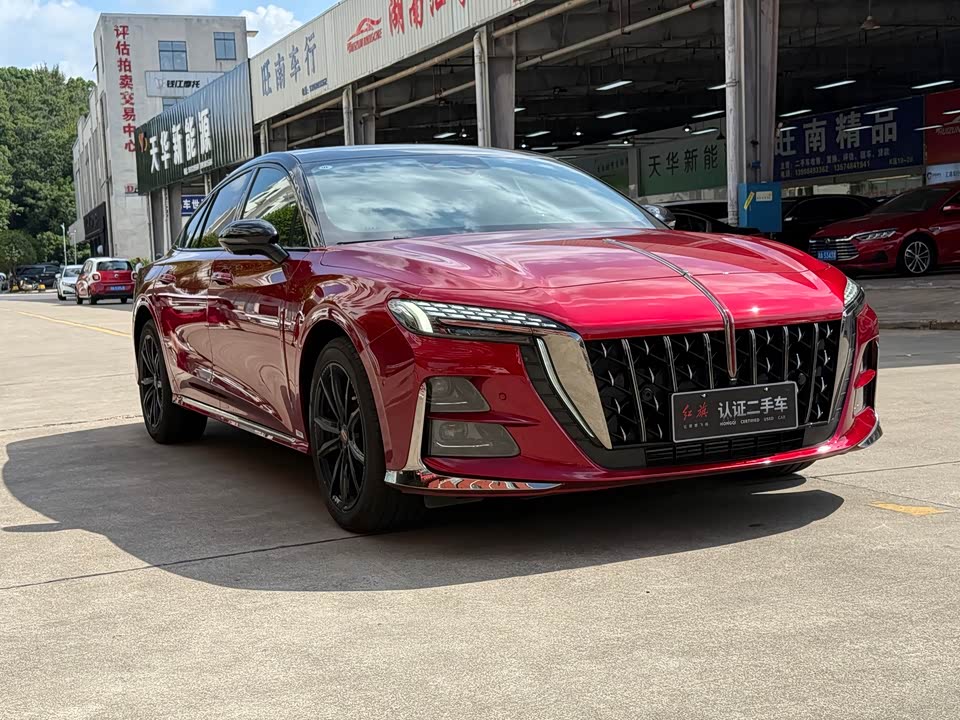Hongqi H6