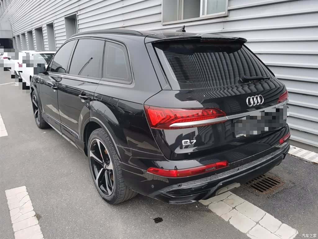 Audi Q7, 2021 9
