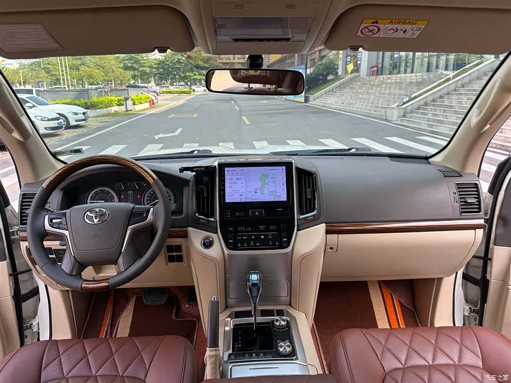 Toyota Land Cruiser, 2020 19